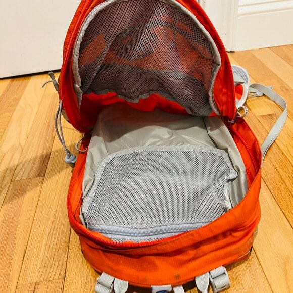 Osprey Talon 11 Hiking Backpack - Picture 10 of 11